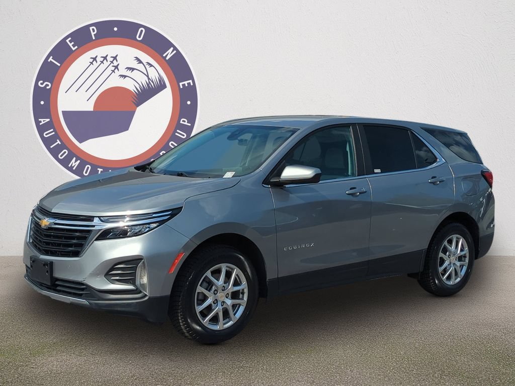 Used 2024 Chevrolet Equinox LT AWD/4WD image 2