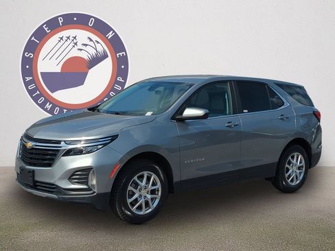 Used 2024 Chevrolet Equinox LT AWD/4WD image 2