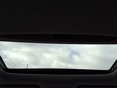 Certified 2023 Honda Ridgeline RTL image 5