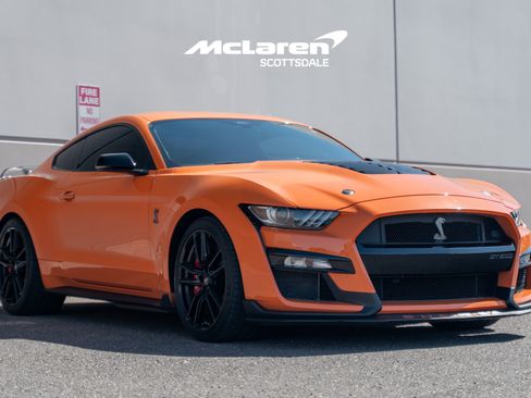 Used 2021 Ford Mustang Shelby GT500 w/ Technology Package RWD image 9