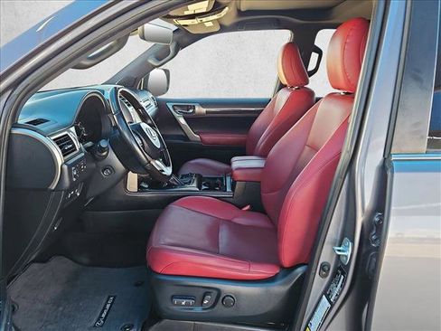 Used 2021 Lexus GX 460 Premium w/ Premium Package image 17
