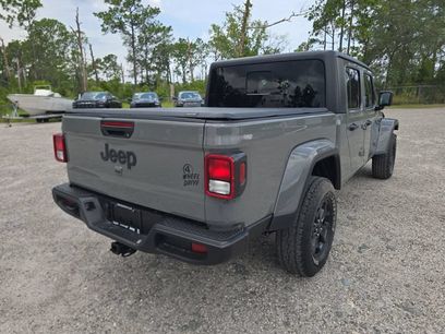 Used 2022 Jeep Gladiator Sport