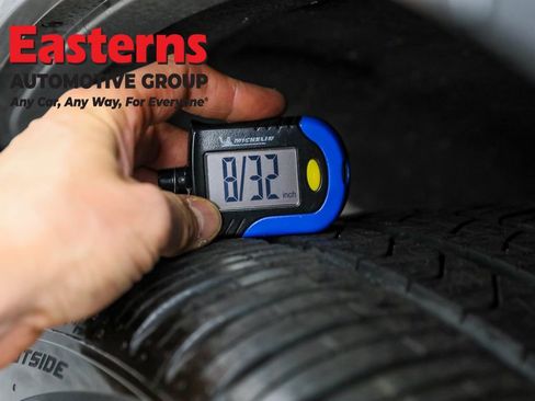 Used 2024 Mercedes-Benz GLS 450 4MATIC image 32