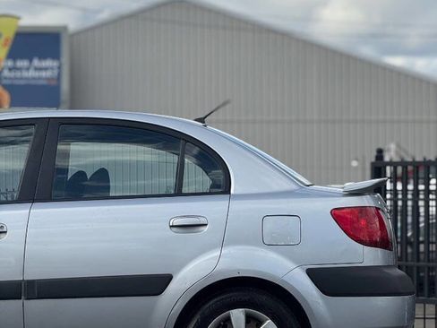 Used 2008 Kia Rio LX image 16