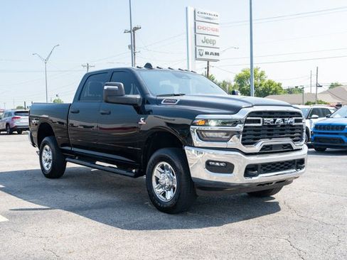 Used 2025 RAM 2500 Tradesman AWD/4WD image 7