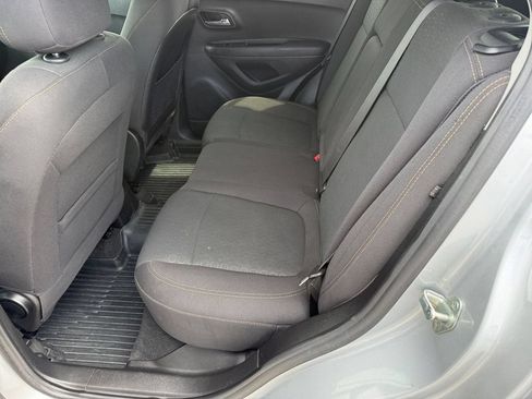 Used 2020 Chevrolet Trax LS w/ Tint and Cruise Package FWD image 11