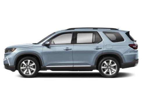 Used 2024 Honda Pilot Touring image 3