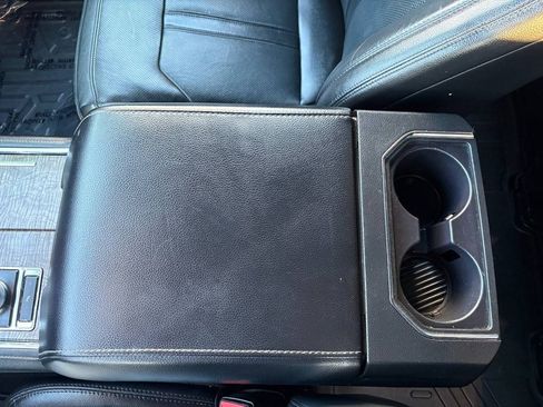 Used 2019 Ford Expedition Max Limited image 39