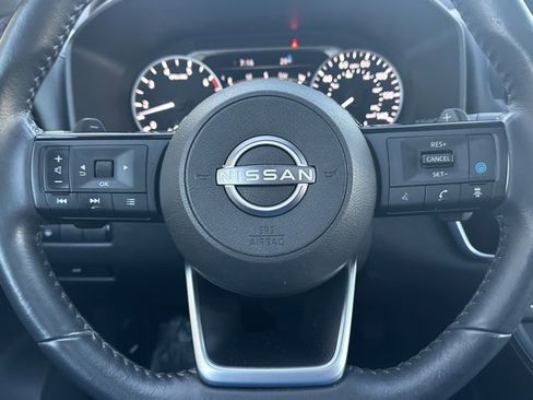 Used 2022 Nissan Rogue SL w/ SL Premium Package image 41