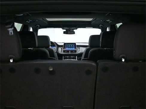 Used 2023 Chevrolet Tahoe Z71 w/ Z71 Off-Road Package image 37
