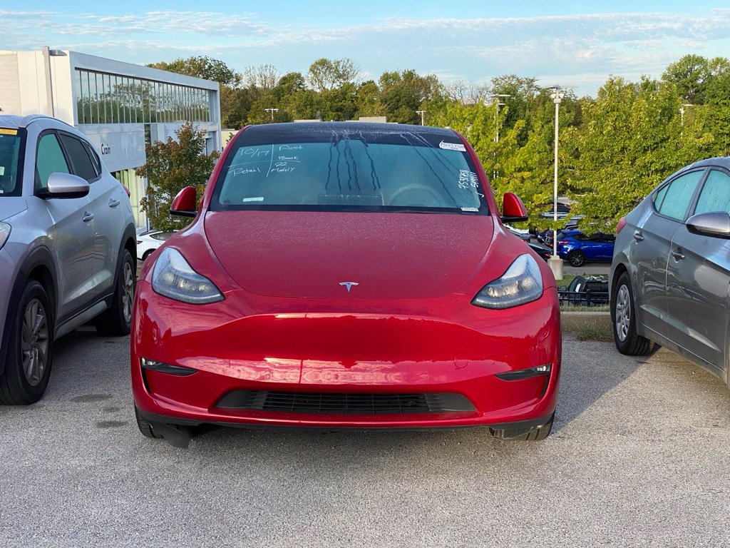 Used 2022 Tesla Model Y Performance AWD/4WD image 2