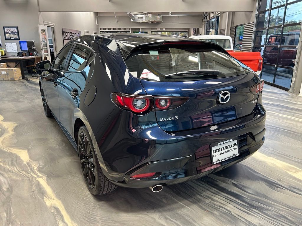 Used 2024 MAZDA MAZDA3 s FWD image 28