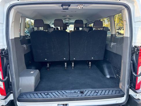 Used 2023 Ford Transit 350 XLT image 27