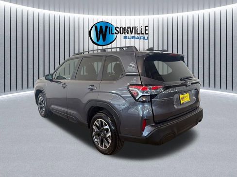 Used 2026 Subaru Forester Premium AWD/4WD image 8
