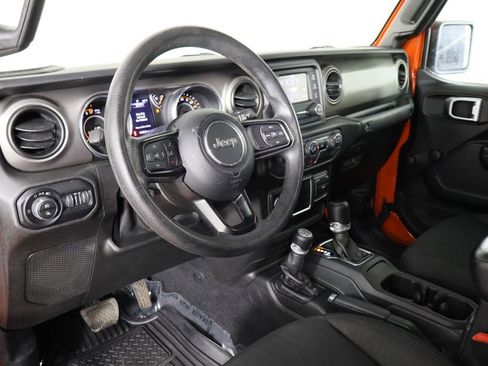 Used 2020 Jeep Gladiator Sport w/ Trailer Tow Package image 23