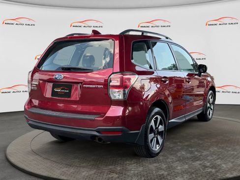 Used 2018 Subaru Forester 2.5i w/ Alloy Wheel Package AWD/4WD image 8