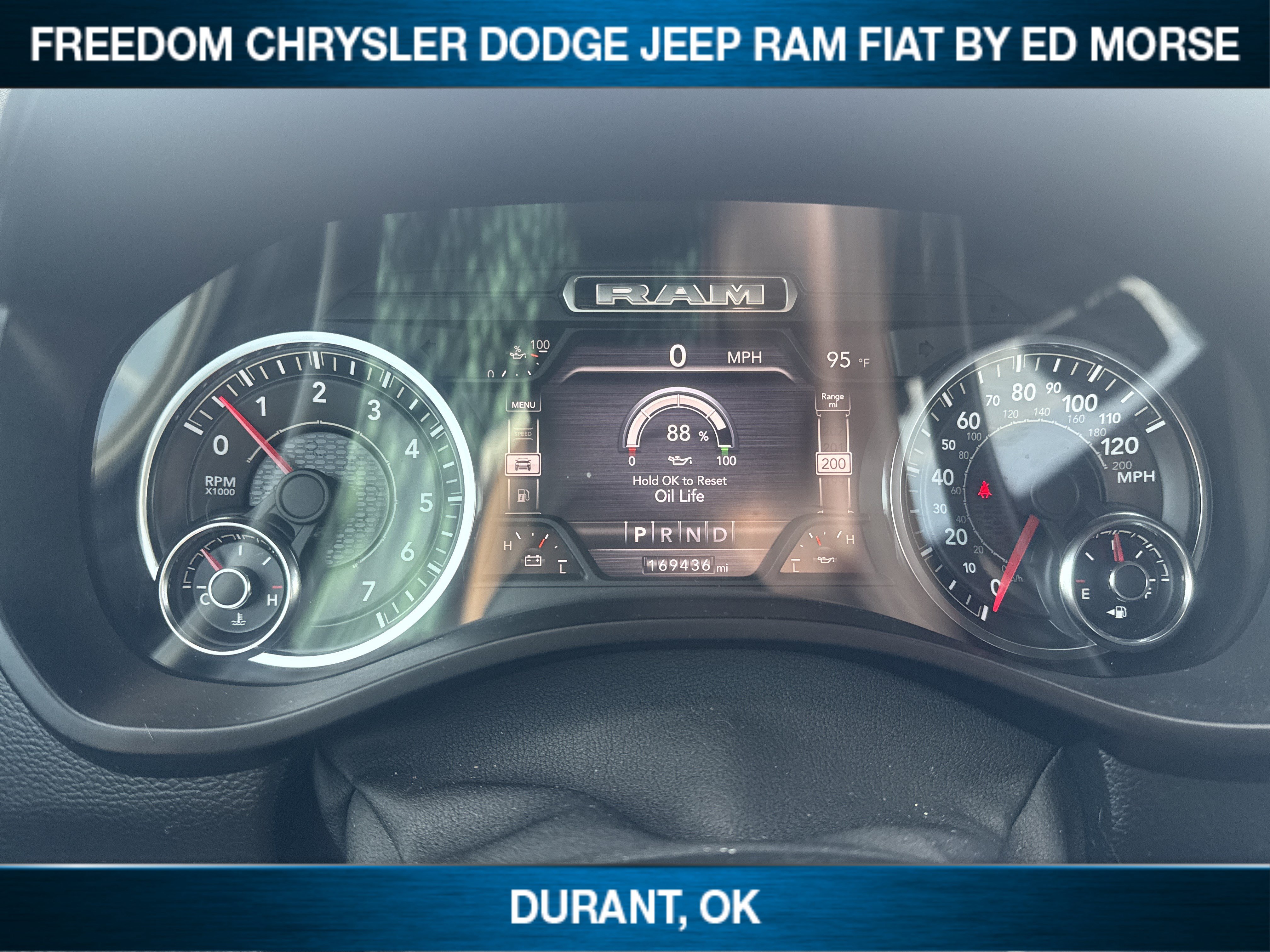 Used 2020 RAM 1500 Laramie w/ Sport Appearance Package AWD/4WD image 12