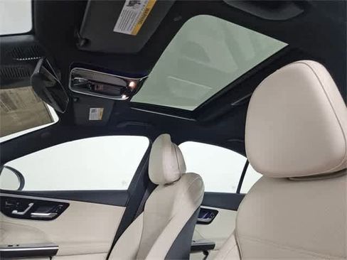 Certified 2025 Mercedes-Benz C 300 4MATIC Sedan image 28
