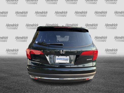 Used 2016 Honda Pilot Touring image 7
