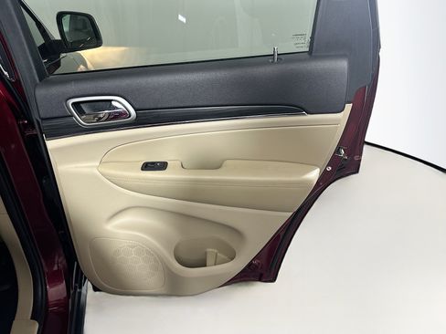 Used 2019 Jeep Grand Cherokee Limited RWD image 30