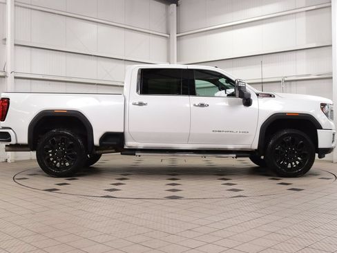 Used 2020 GMC Sierra 2500 Denali w/ Denali Ultimate Package AWD/4WD image 9