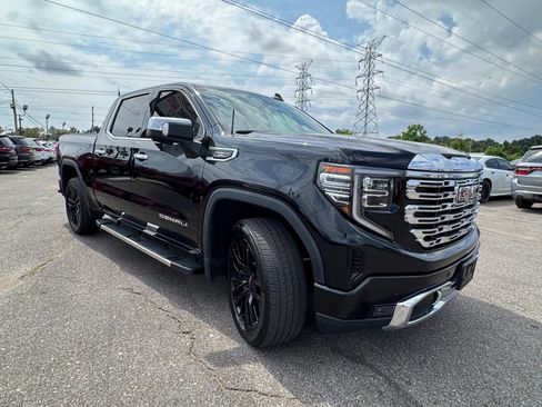Used 2023 GMC Sierra 1500 Denali w/ Denali Reserve Package AWD/4WD image 21