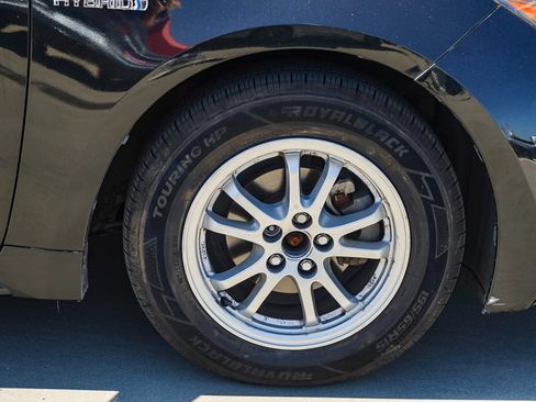 Used 2021 Toyota Corolla LE w/ Carpet Mat Package (TMS) FWD image 11
