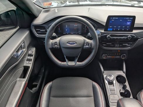 Used 2025 Ford Escape ST-Line AWD/4WD image 16
