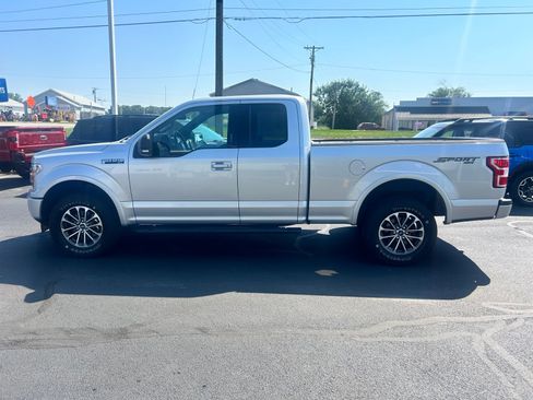 Used 2018 Ford F150 XLT w/ Equipment Group 302A Luxury AWD/4WD image 4