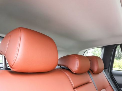 Used 2025 MAZDA CX-50 AWD 2.5 Turbo w/ Accent Package image 32