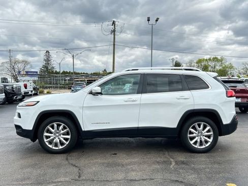 Used 2015 Jeep Cherokee Limited AWD/4WD image 6