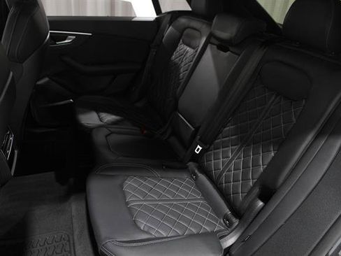 Used 2023 Audi SQ8 Prestige AWD/4WD image 20
