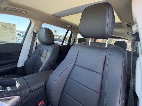 New 2026 Mercedes-Benz GLS 450 4MATIC image 19