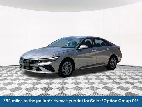 New 2025 Hyundai Elantra Blue image 2