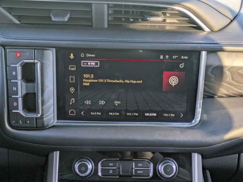 Used 2024 GMC Yukon Denali w/ Max Trailering Package image 29