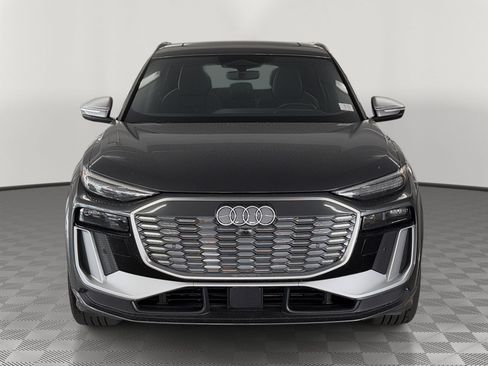 Certified 2025 Audi SQ6 e-tron Prestige w/ 21" Wheel Package AWD/4WD image 6