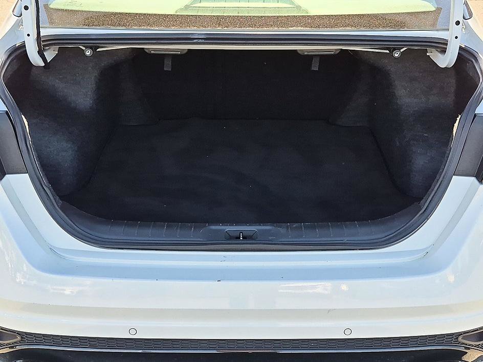 Used 2025 Nissan Altima 2.5 SR FWD image 30