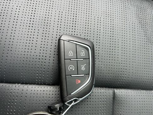 Used 2024 Cadillac Lyriq Sport RWD image 37