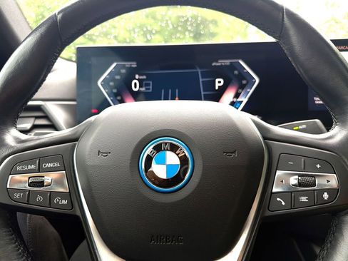 Used 2023 BMW i4 eDrive35 w/ Premium Package RWD image 20