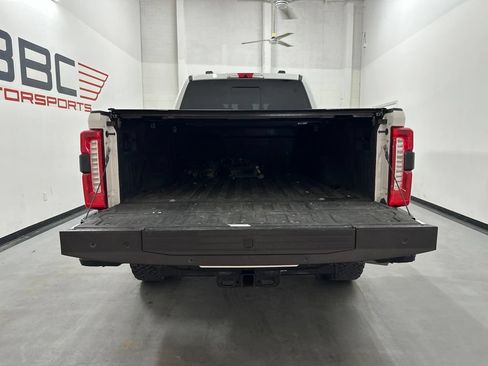 Used 2024 Ford F250 King Ranch w/ FX4 Off-Road Package AWD/4WD image 14