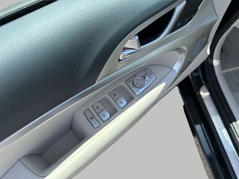 New 2026 Genesis G70 2.5T Prestige RWD image 15
