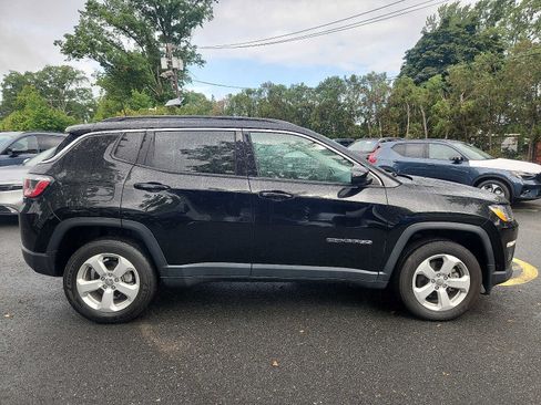 Used 2020 Jeep Compass Latitude w/ Popular Equipment Group AWD/4WD image 7