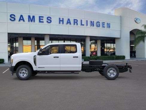 New 2026 Ford F350 XL w/ Ambulance Prep Package AWD/4WD image 3