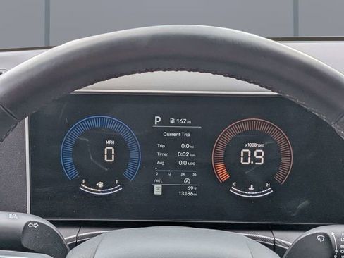 Used 2024 Hyundai Santa Fe SE image 30