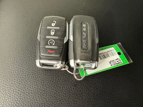 Used 2025 RAM 1500 Big Horn image 33