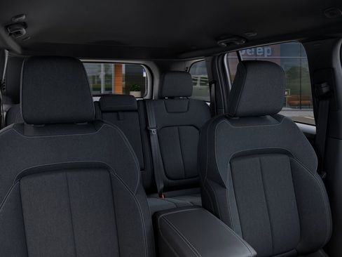New 2026 Jeep Grand Cherokee Laredo X AWD/4WD image 27