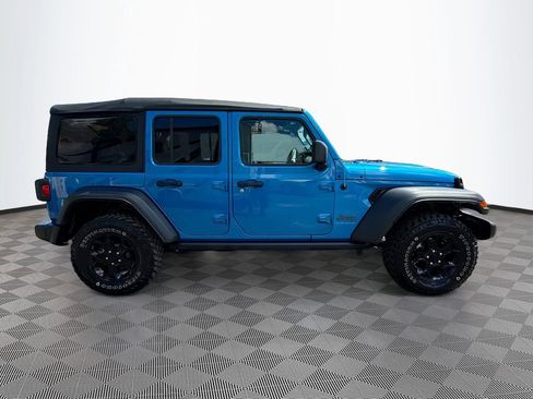 Used 2023 Jeep Wrangler Unlimited w/ Cold Weather Group AWD/4WD image 5