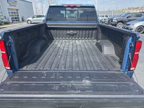 Used 2026 Chevrolet Silverado 2500 LTZ w/ LTZ Convenience Package image 13