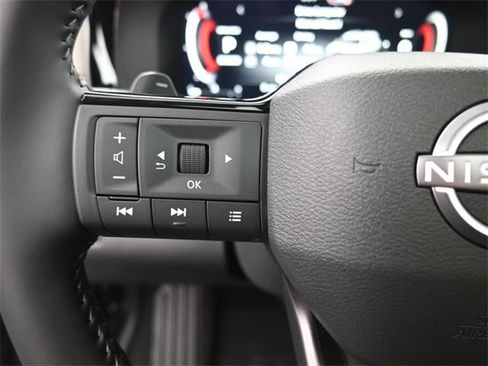 New 2026 Nissan Pathfinder SL w/ SL Premium Package image 28