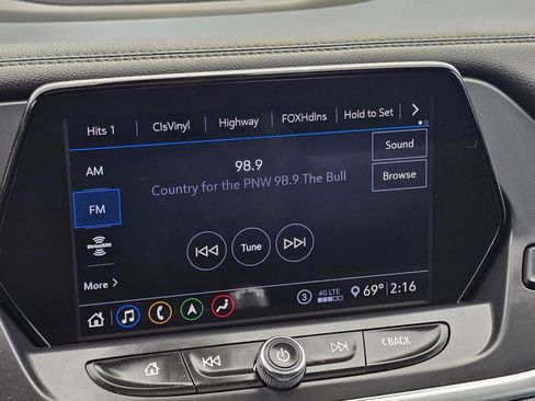 Used 2020 Chevrolet Blazer LT w/ Sound & Technology Package AWD/4WD image 6